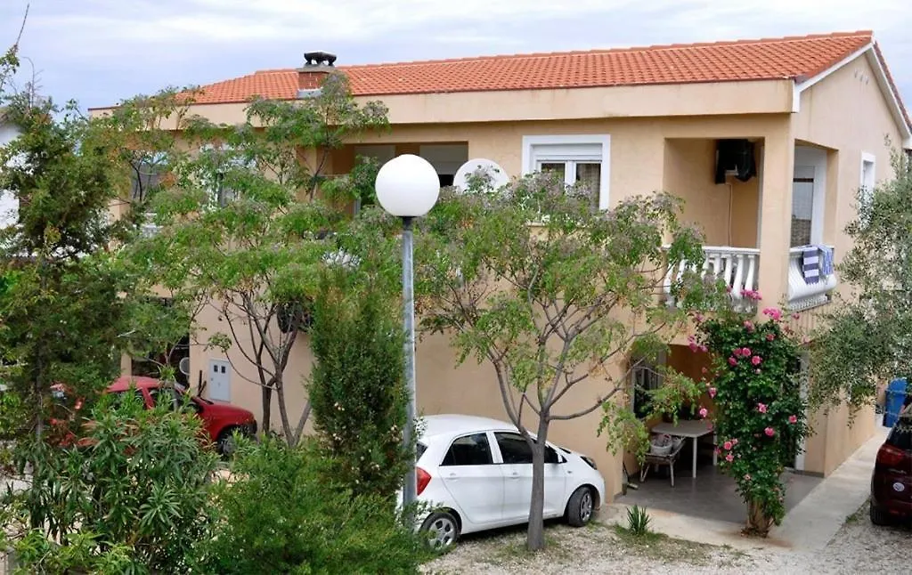 Apartment Vir 13686B